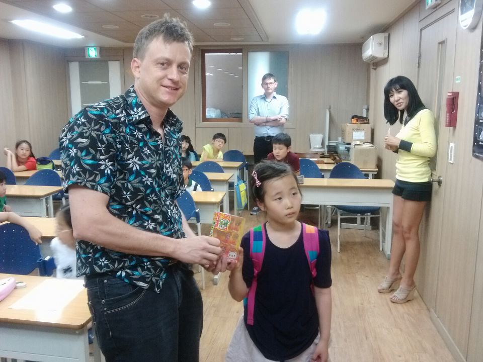 Jarod with Amy, the 2nd best student on the Goldenbell Quiz from B class. Jarod with Amy, the 2nd best student on the Goldenbell Quiz from B class.